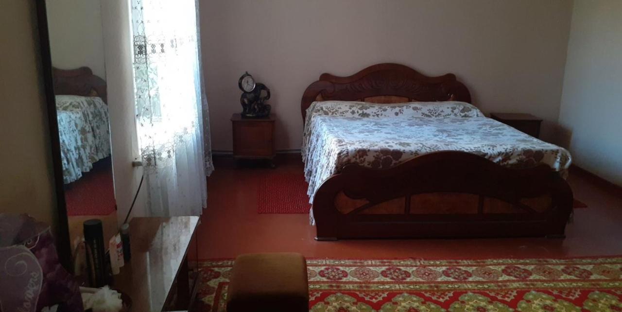 Guest House Otilia 久姆里 外观 照片